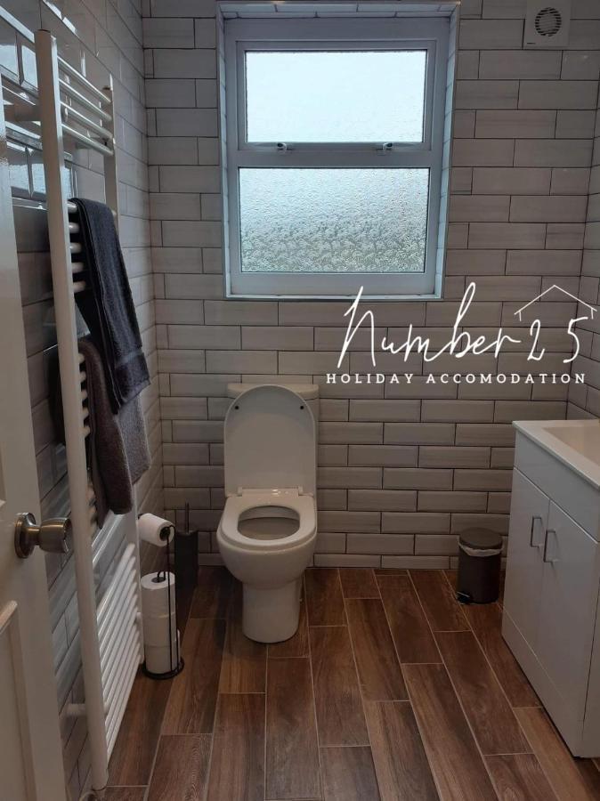 Number 25 Self Catering Apartments Ederney Ardess Экстерьер фото