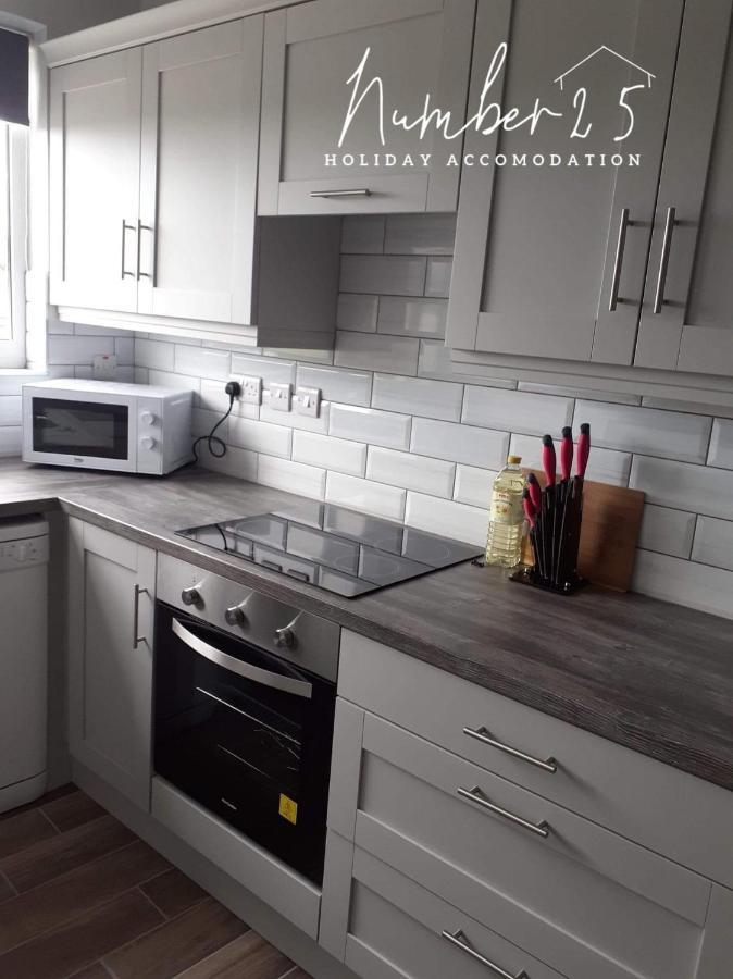 Number 25 Self Catering Apartments Ederney Ardess Экстерьер фото
